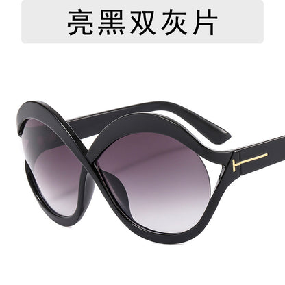 Gafas de sol de moda con montura grande
