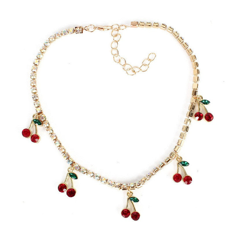 Collar de cadena con diamantes de imitación y cerezas pequeñas rojas a la moda para mujer