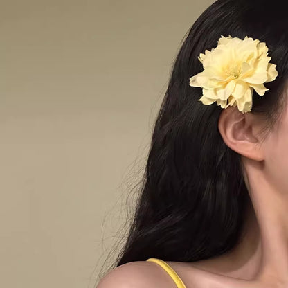 Fashion Simulation Floral Hairpin