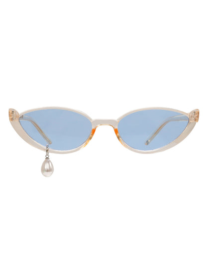 Trendy Cat Eye Sunglasses in Stylish Frames