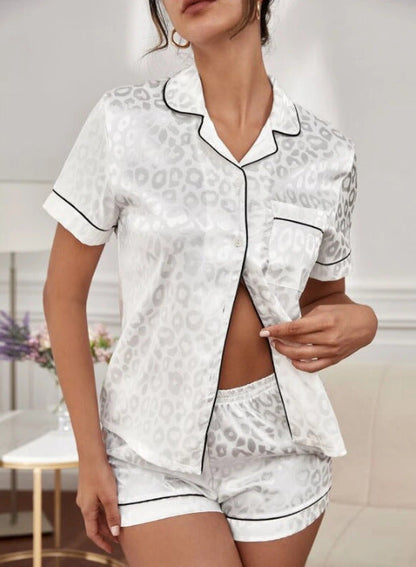 Women Cozy Homewear Short-Sleeved Imitation Silk Satin Pajamas