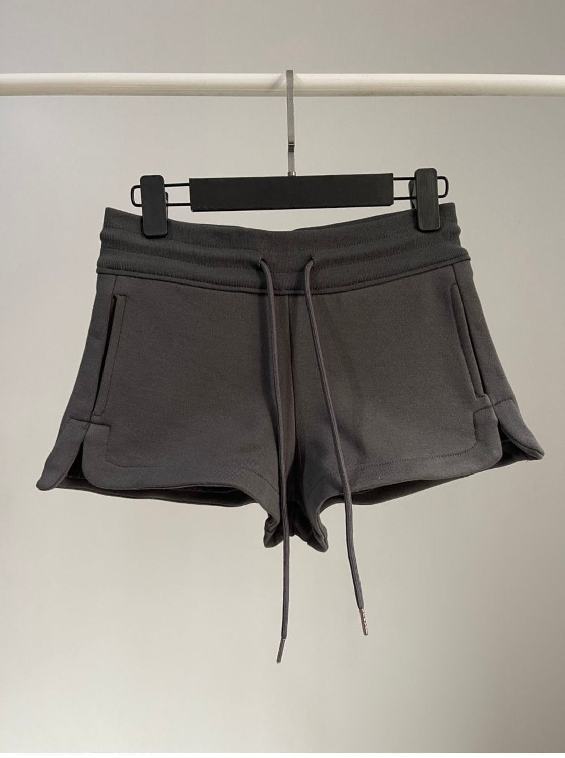 Pantalones cortos de cintura alta con cordón y color liso a la moda para mujer