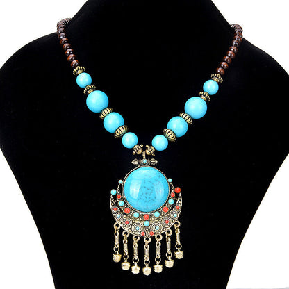 Collar con borlas de piedras preciosas grandes de turquesa bohemia