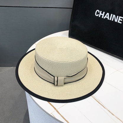 Elegante sombrero de paja plano para el sol