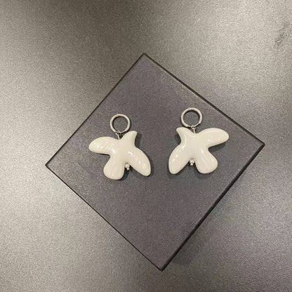 Women Fashion Pigeon Bird Pendant Earrings