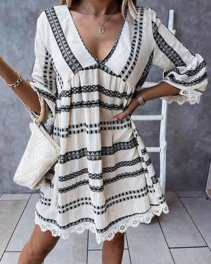 Vestido elegante bohemio con escote en V, estampado geométrico, mangas acampanadas y encaje para mujer