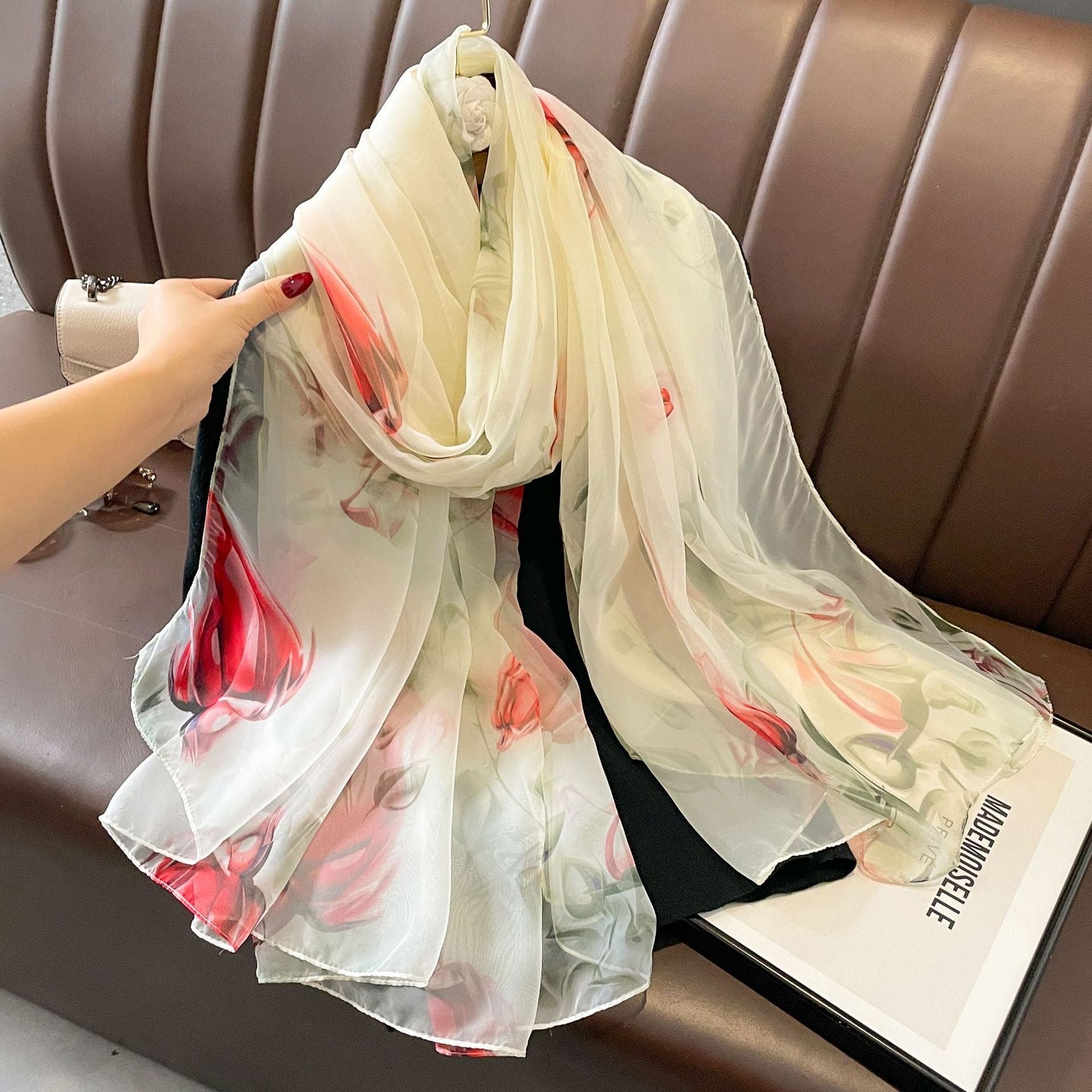 Bufanda de malla con estampado floral de moda de verano para mujer