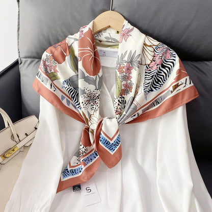 Bufanda de seda con estampado geométrico y floral de verano para mujer