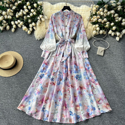 Vestido elegante con estampado floral y farol para mujer