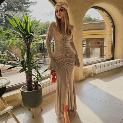 Vestido largo fruncido con escote en V y color liso para mujer