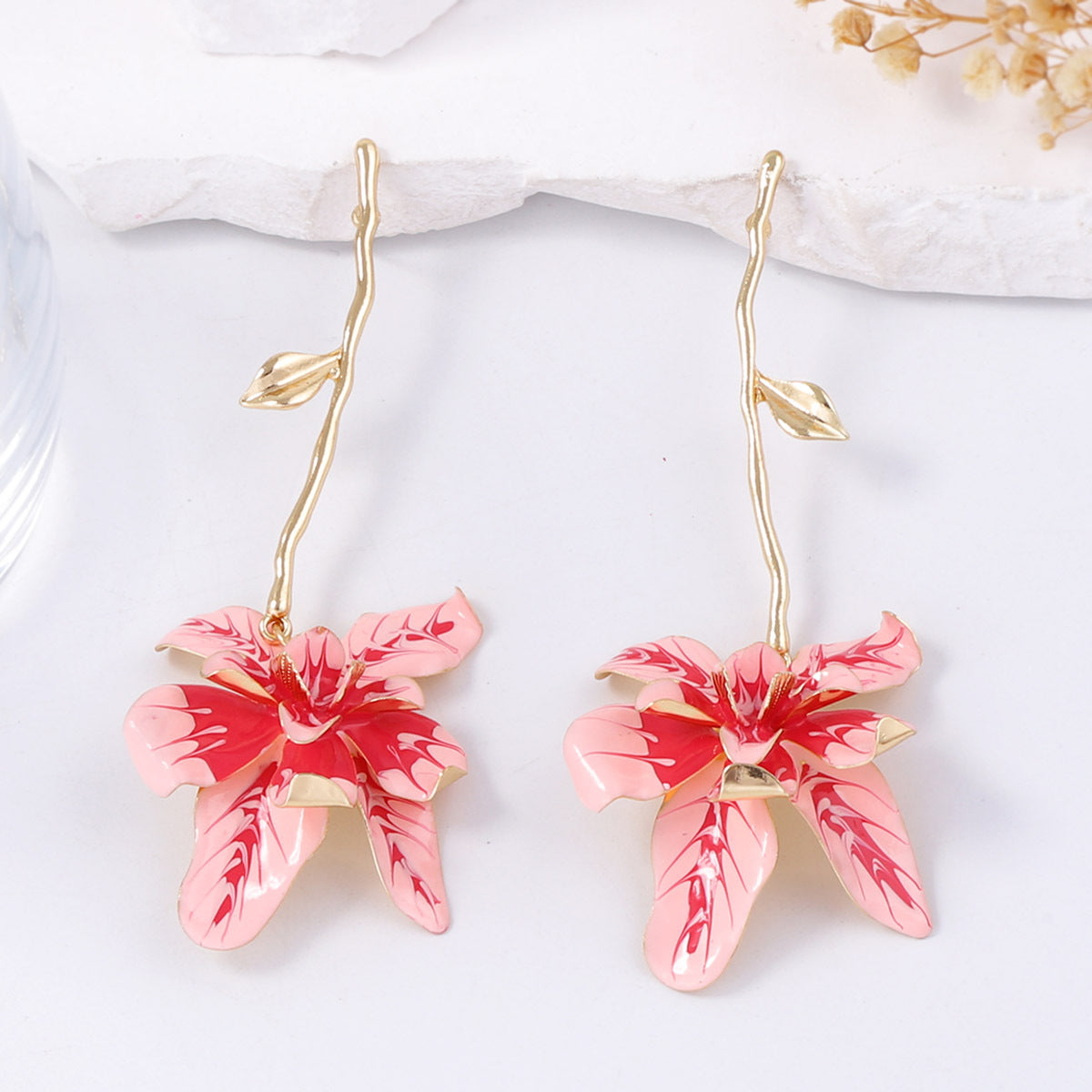 Boucles d'oreilles florales exagérées en métal, accessoires de style personnel