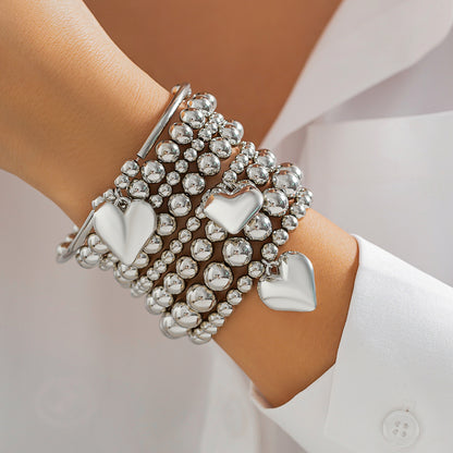 Personalized Simple Beaded Heart-Shaped Bracelet