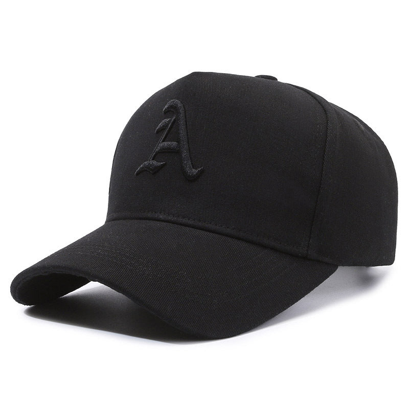 Casquette en coton brodée à lettres simples et coupe ajustable