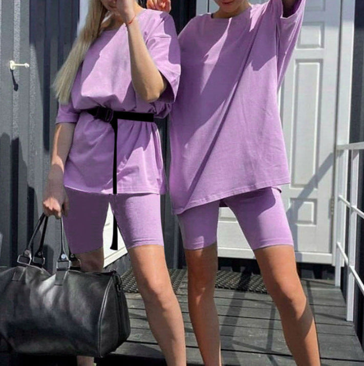 Conjunto informal de top y pantalones cortos de manga corta de color liso para mujer
