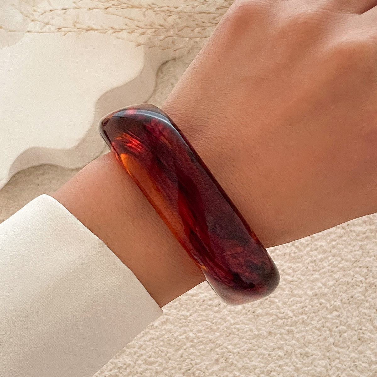 Women Fashion Exaggerated Acrylic Polygonal Translucent Bracelet