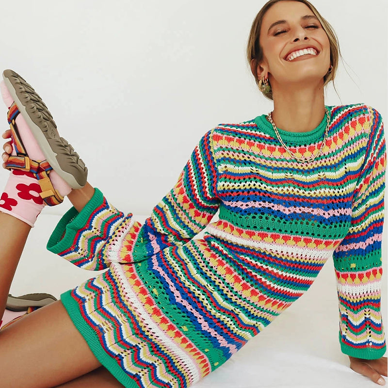 Vestido corto de punto de manga larga con rayas y bloques de color bohemios y vanguardista para mujer