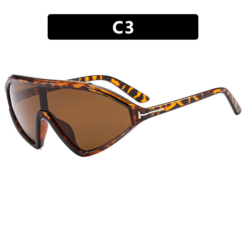 Gafas de sol triangulares irregulares y creativas de moda: estilo espejo moderno con marco de PC
