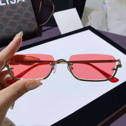 Lunettes de soleil carrées à petite monture simple pour femmes