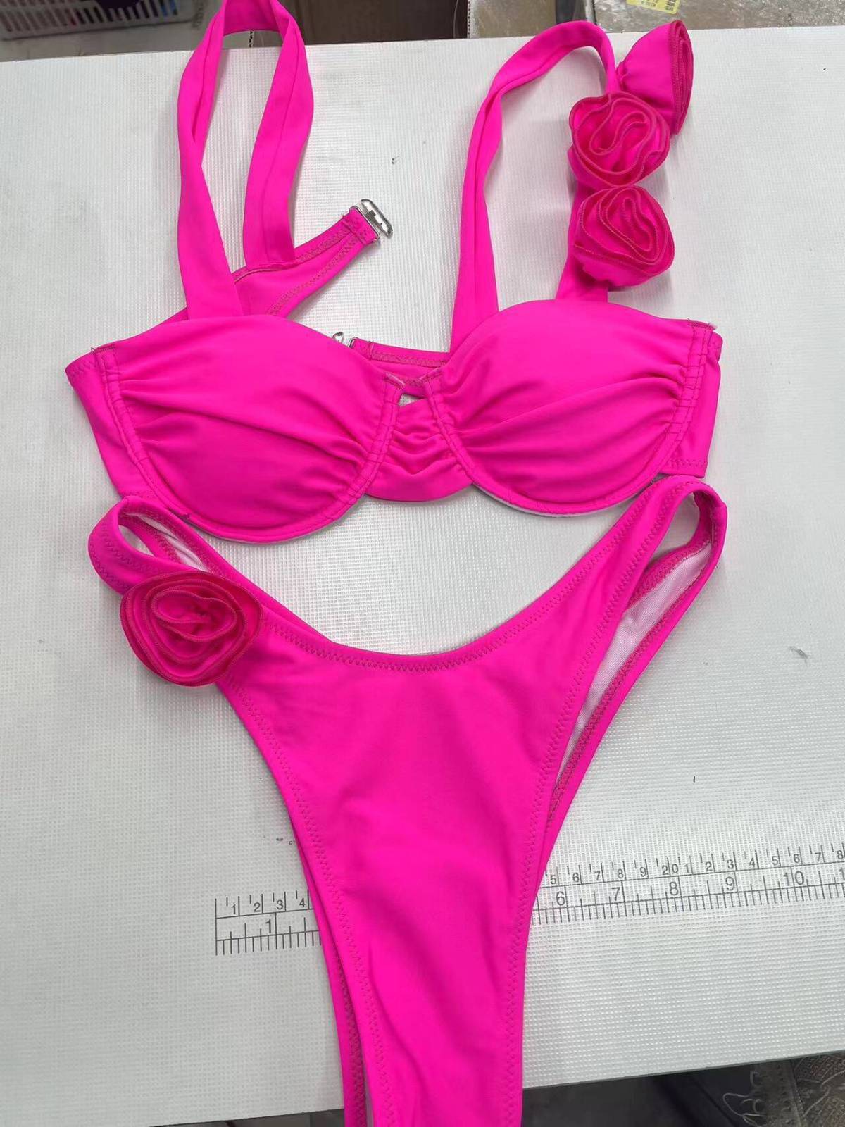 Conjunto de bikini sexy con tirantes rosas de color liso para mujer