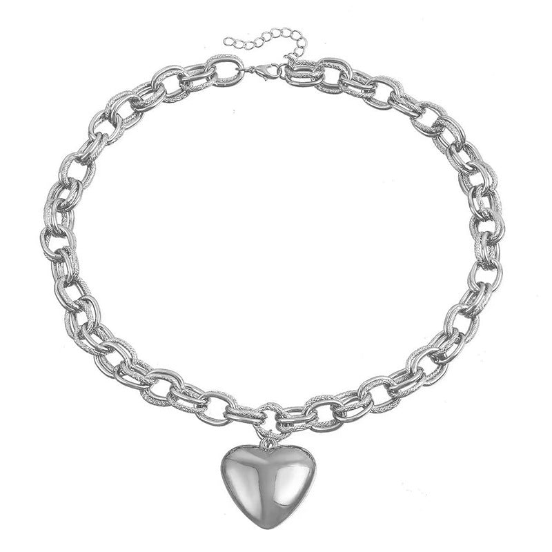 Collar con colgante de amor grueso e informal a la moda para mujer