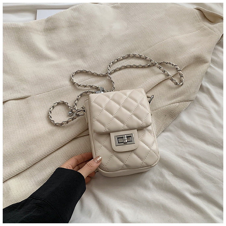 Mini bolso bandolera con bordado romboidal de verano