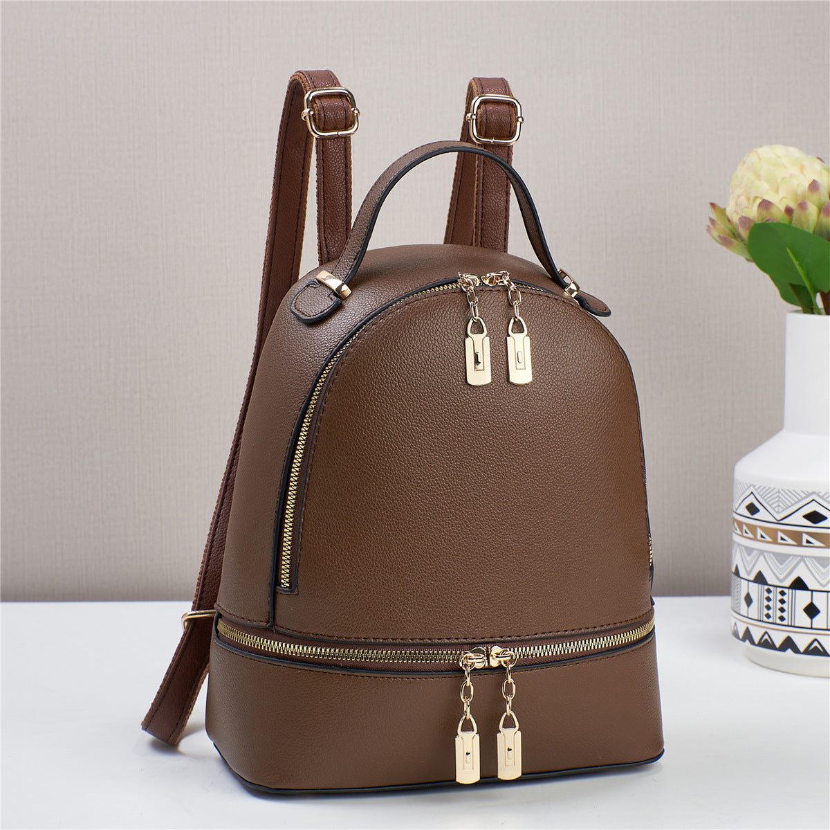 Women Casual Zipper Backpack in PU Urban Style