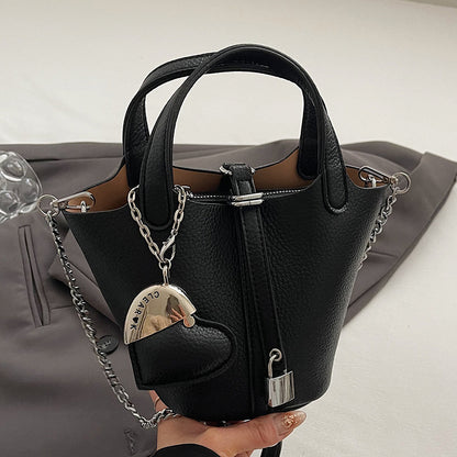 Sac à main simple et tendance pour femme, couleur unie, motif litchi, pendentif d'amour
