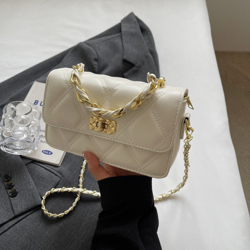 Bolso de hombro cuadrado con cadena de celosía de diamantes, estilo urbano, material de PU