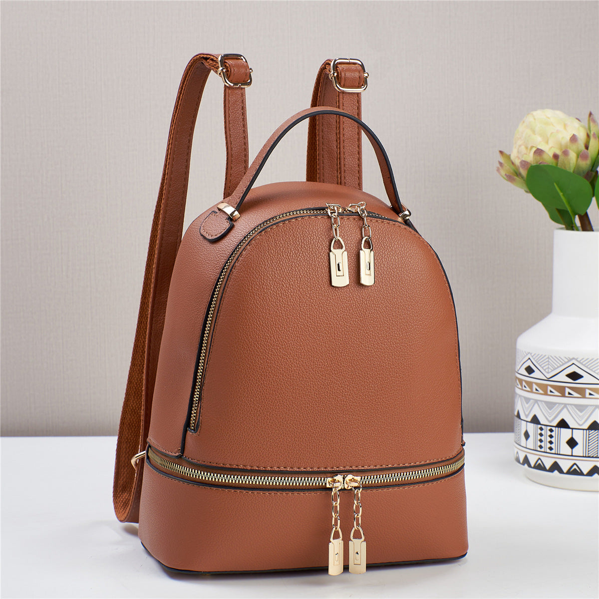 Women Casual Zipper Backpack in PU Urban Style