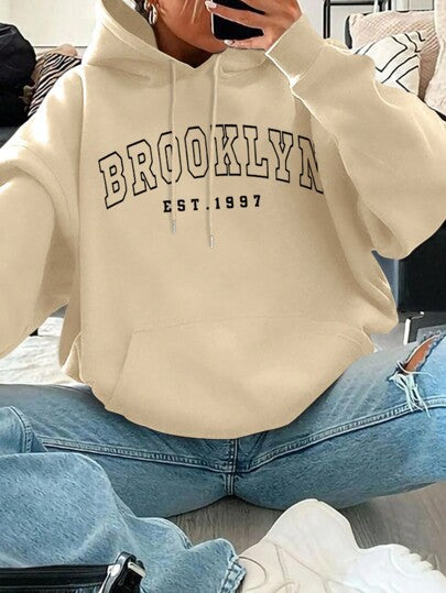 Sweat à capuche ample et décontracté pour femme avec imprimé lettres