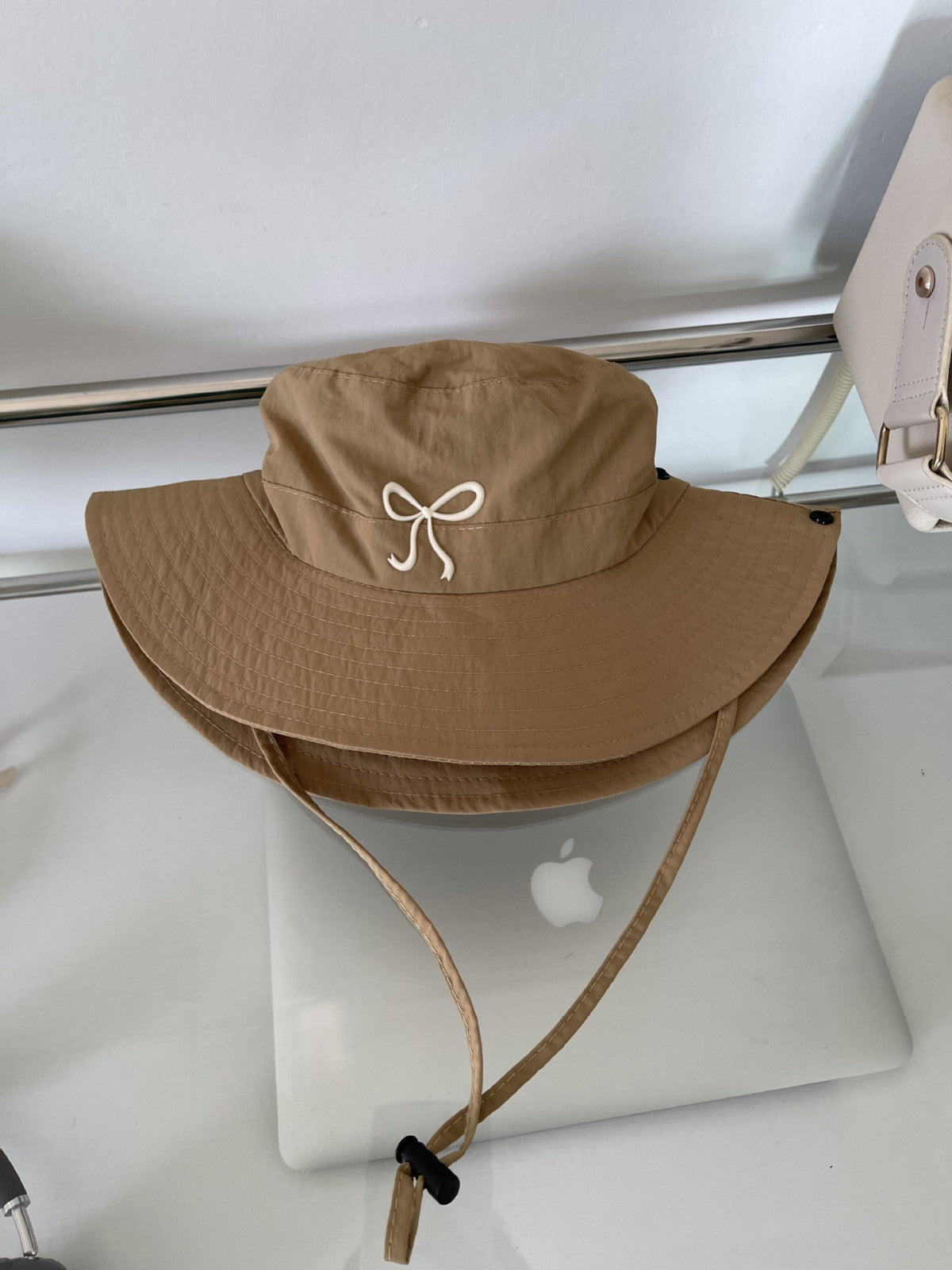 Chapeau bob tendance pour femme, joli et mignon, avec nœud rose