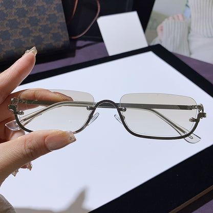 Lunettes de soleil carrées à petite monture simple pour femmes
