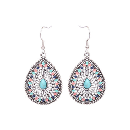 Boucles d'oreilles à pompons créatives de style ethnique bohème rétro