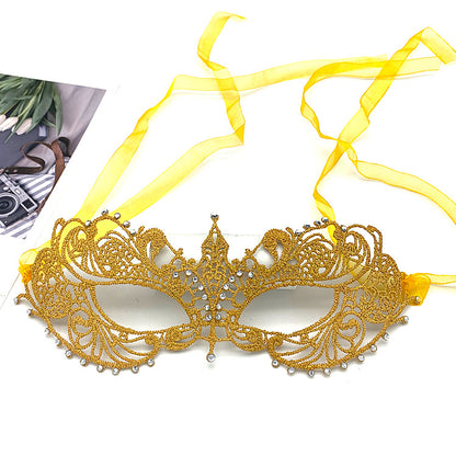 Women Lace Half-Face Mask with Diamonds for Halloween