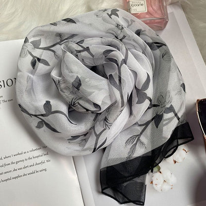 Bufanda de seda con estampado floral para mujer