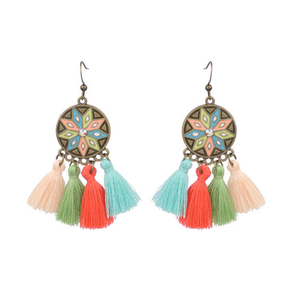 Boucles d'oreilles à pompons créatives de style ethnique bohème rétro