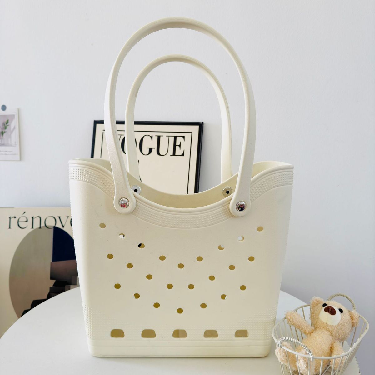 Bolsa de EVA de gran capacidad con diseño moderno y urbano