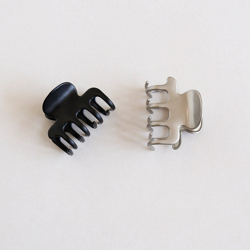 Trendy Solid Color Medi-Sized Metal Hair Claw