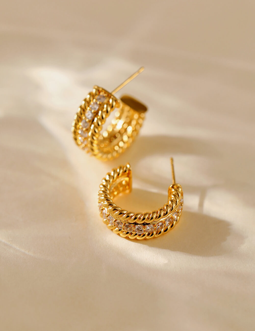 Trendy Twisted C Shaped Rhinestones Stud Earrings