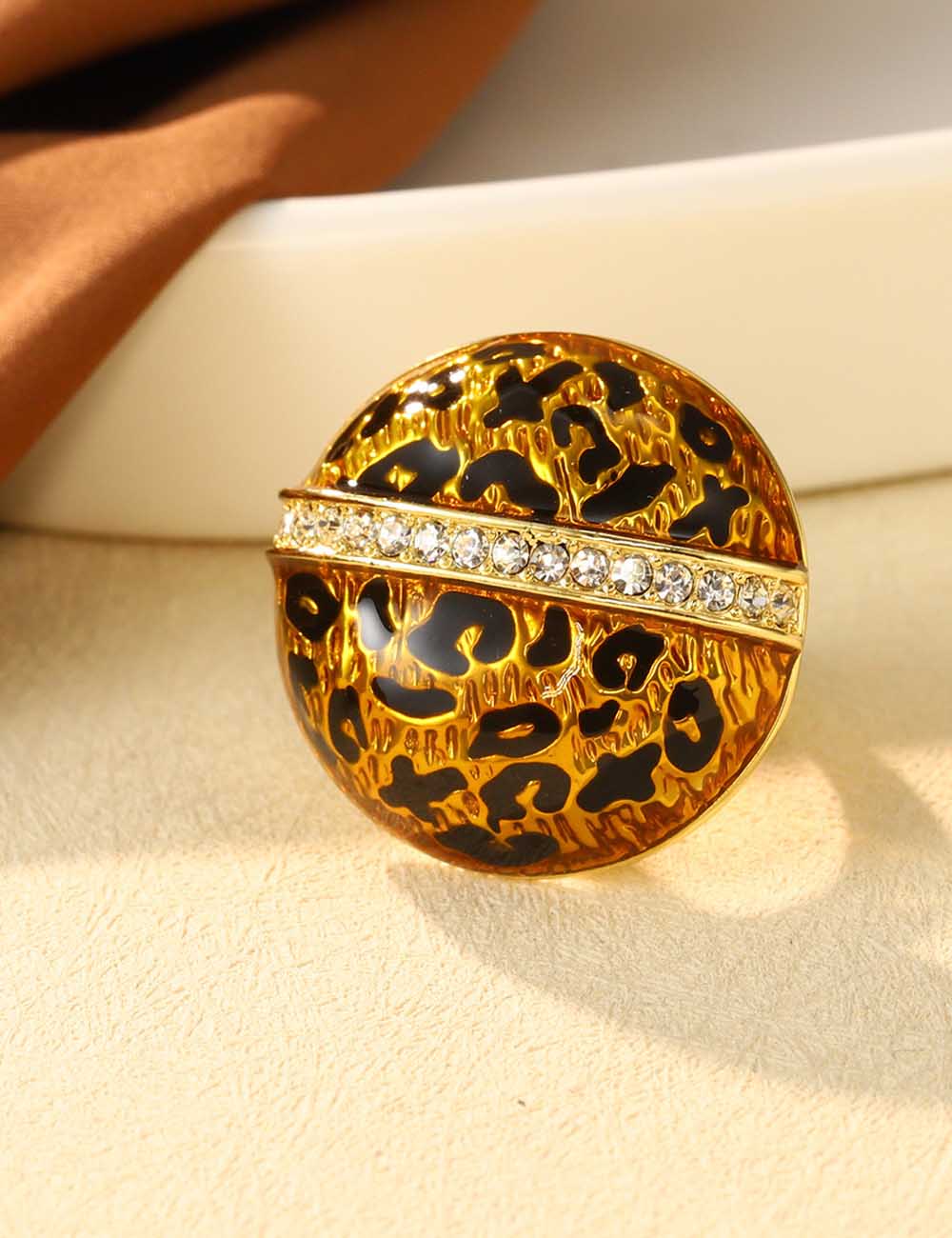 Vintage Enamel Leopard Print Heart Ring