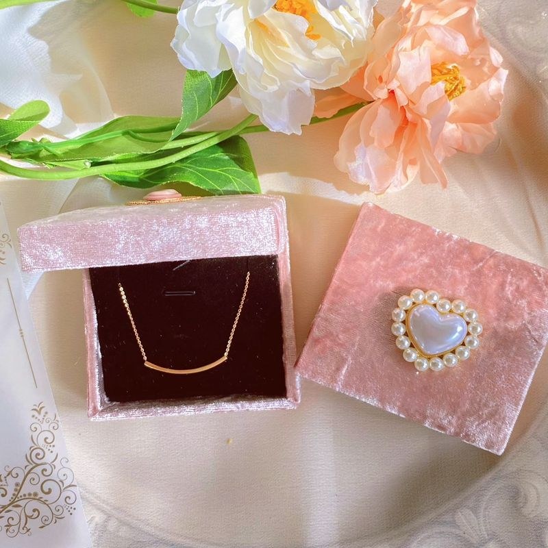 Pink Plush Portable Jewelry Case