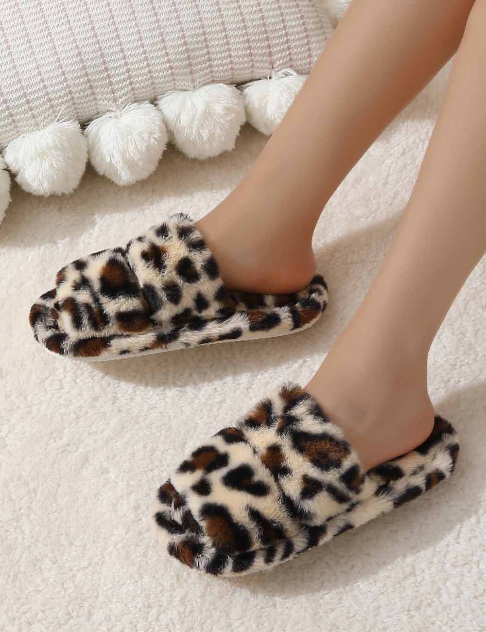 Fluffy Fuzzy Leopard Print Two Band Slipper