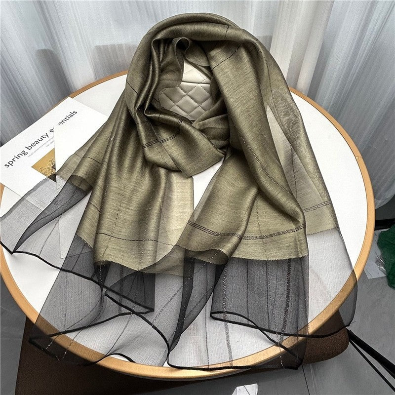 Fashion Plaid Scarf With Gold Trim