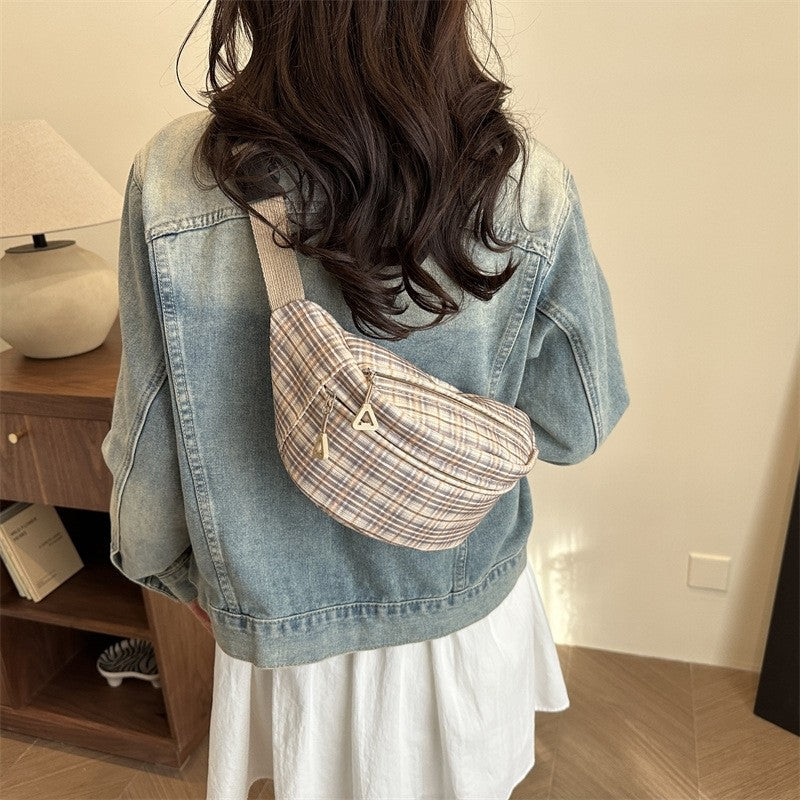 Fashion Jacquard Canvas Chest Bag With Pendant