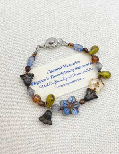 Vintage Irregular Flower Beaded Bracelet