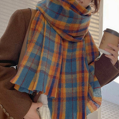 Classic Women's Plaid Scarf