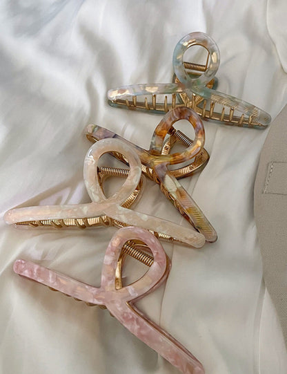 Large Cross Simple Metal Hair Claws