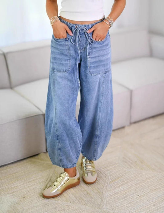 Washed Mid Rise Barrel Street Jeans
