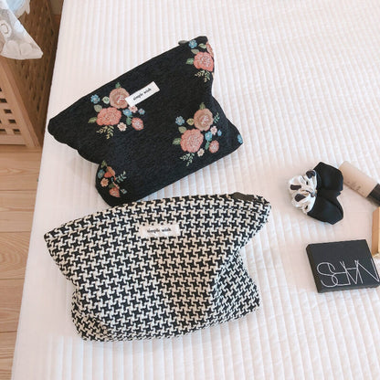 Classic Plaid Travel Cosmetic Bag