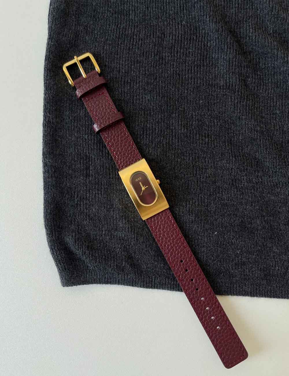 Vintage Premium Leather Band Watch